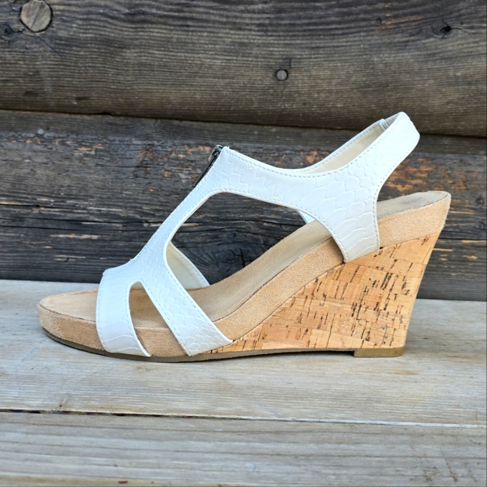 AEROSOLES Plushlow Modern Costal Minimalist Cork Wedge Comfort Sandal 10M - Picture 15 of 15
